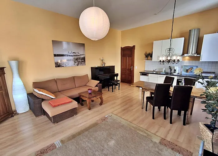 Villa Medici App_ 02